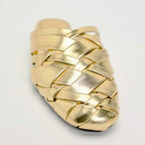 BOTTEGA INSPIRED!!! RARE! ZARA Metallic Slip-Ons NWT - Picture 13 of 13